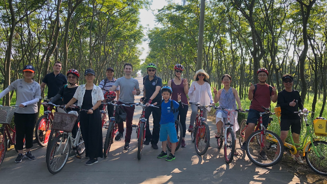 Autumn Gathering in Shanghai